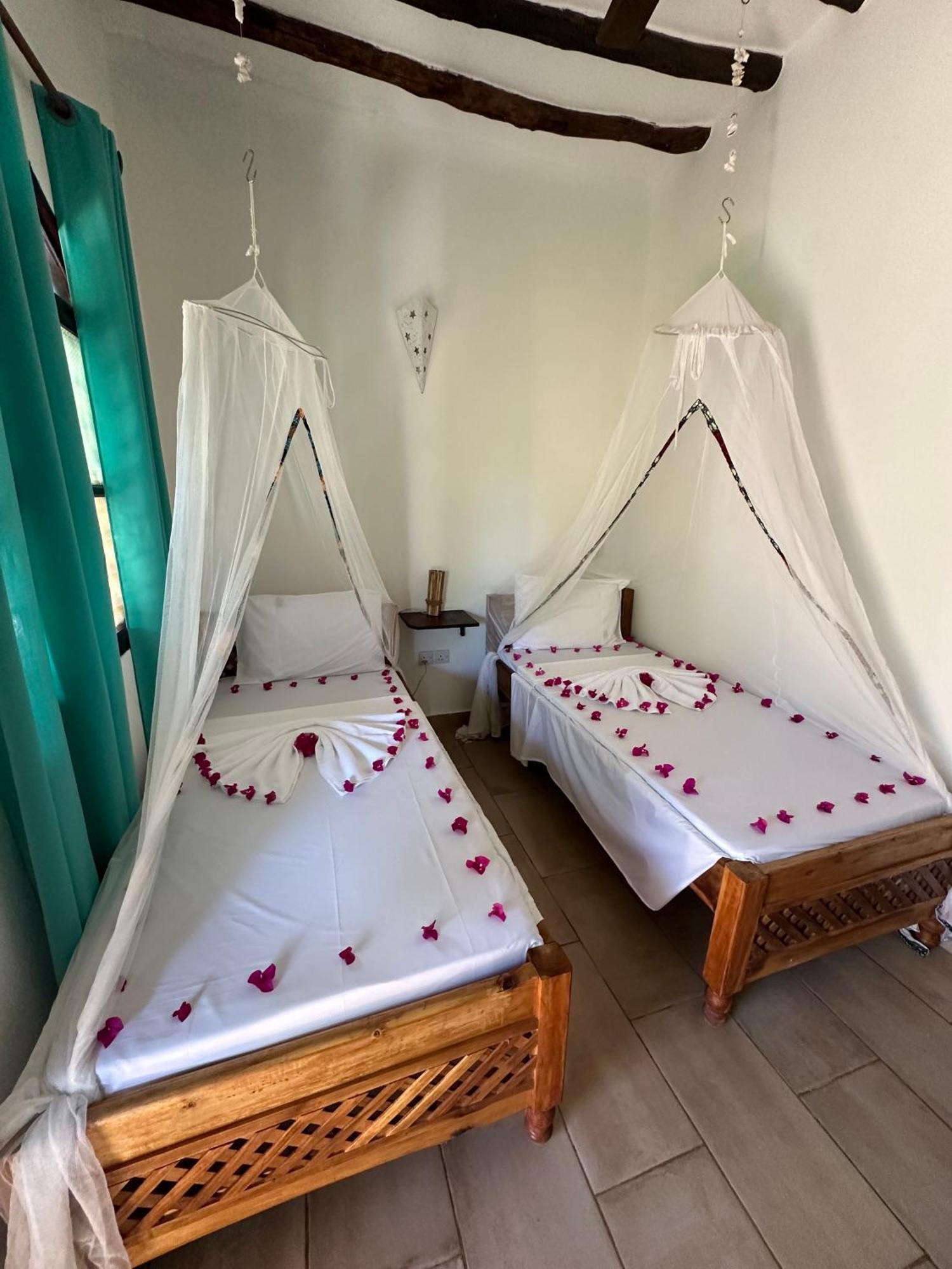 Kiwengwa Bungalow Boutique Resort Ngoại thất bức ảnh